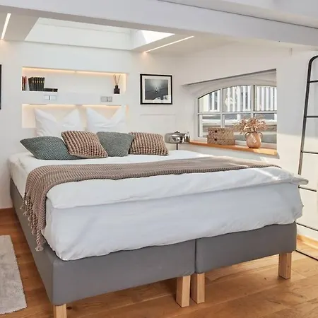 Tiny House Loft2d, Terrasse, Wifi, Romantik Apartament *